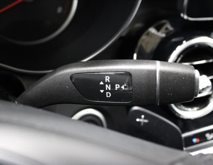 Mercedes-Benz Třídy C Kombi 2,0 l 135 kw