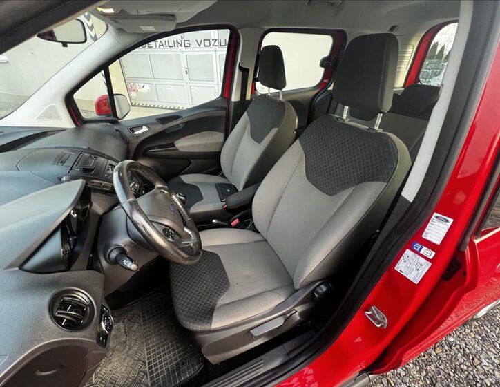 Ford Tourneo Courier Kombi 998,0 74 kw