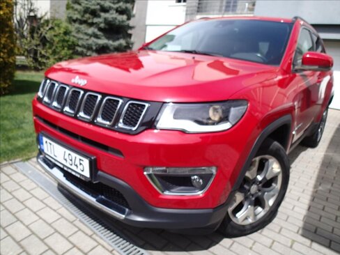 Jeep Compass SUV / Terénní 2,0 l 103 kw