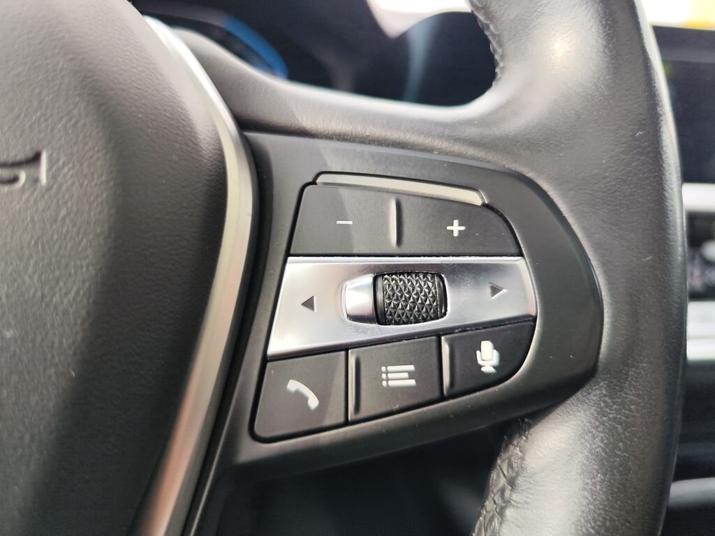 BMW Řada 3 Sedan / Limuzína 2,0 l 215 kw