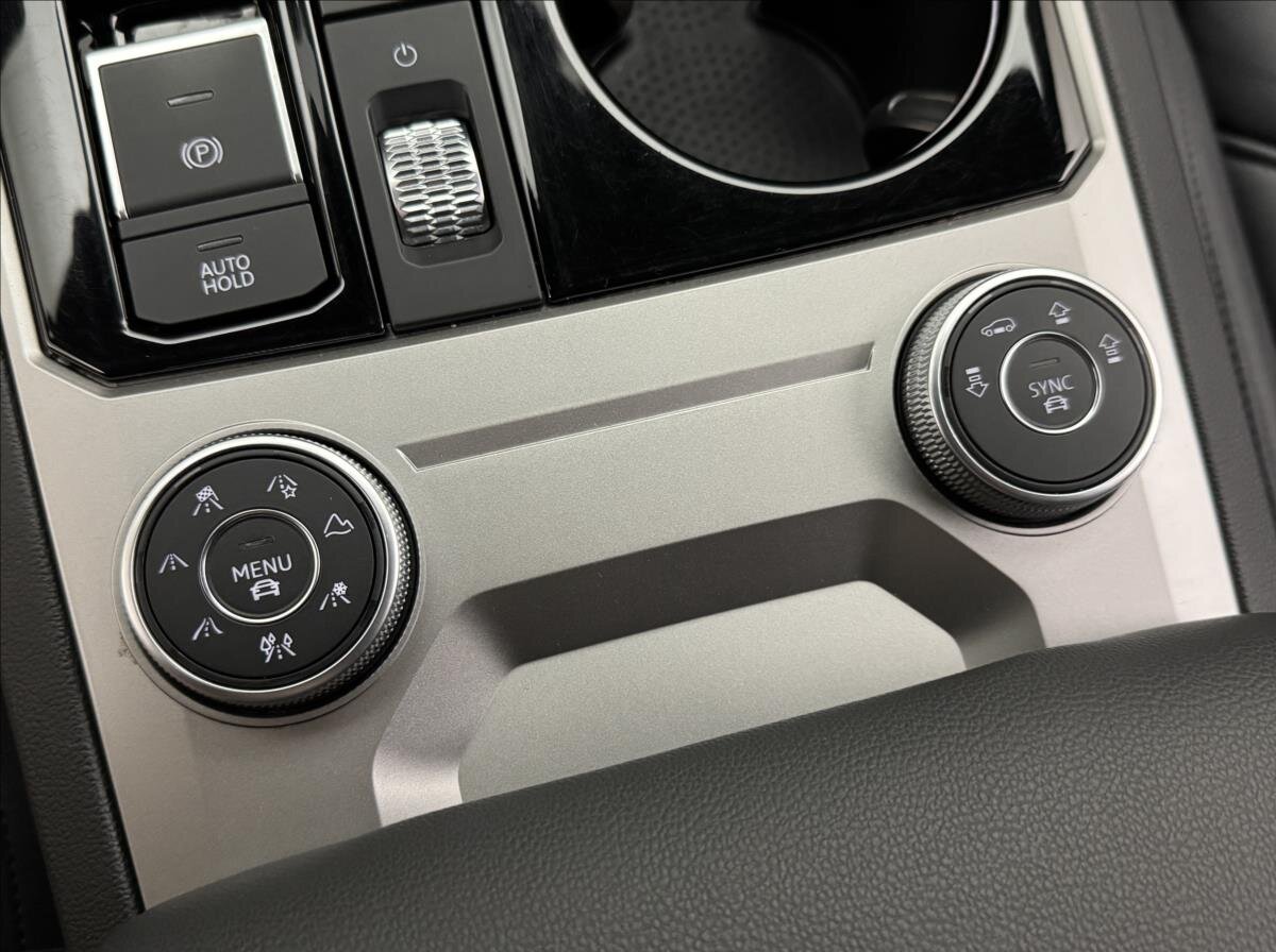 Volkswagen Touareg SUV 3,0 l 210 kw