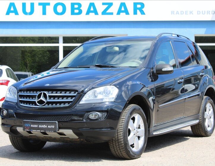 Mercedes-Benz Třídy M SUV / Terénní 3,0 l 165 kw