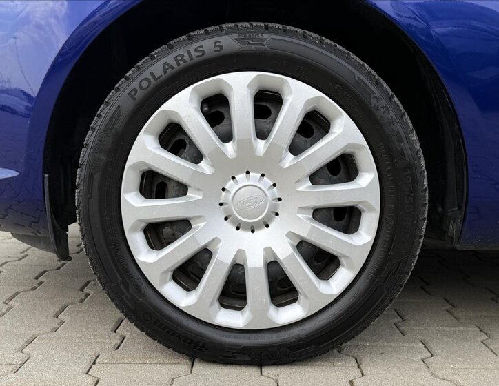 Ford Fiesta Hatchback 998,0 74 kw