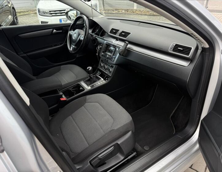 Volkswagen Passat 17