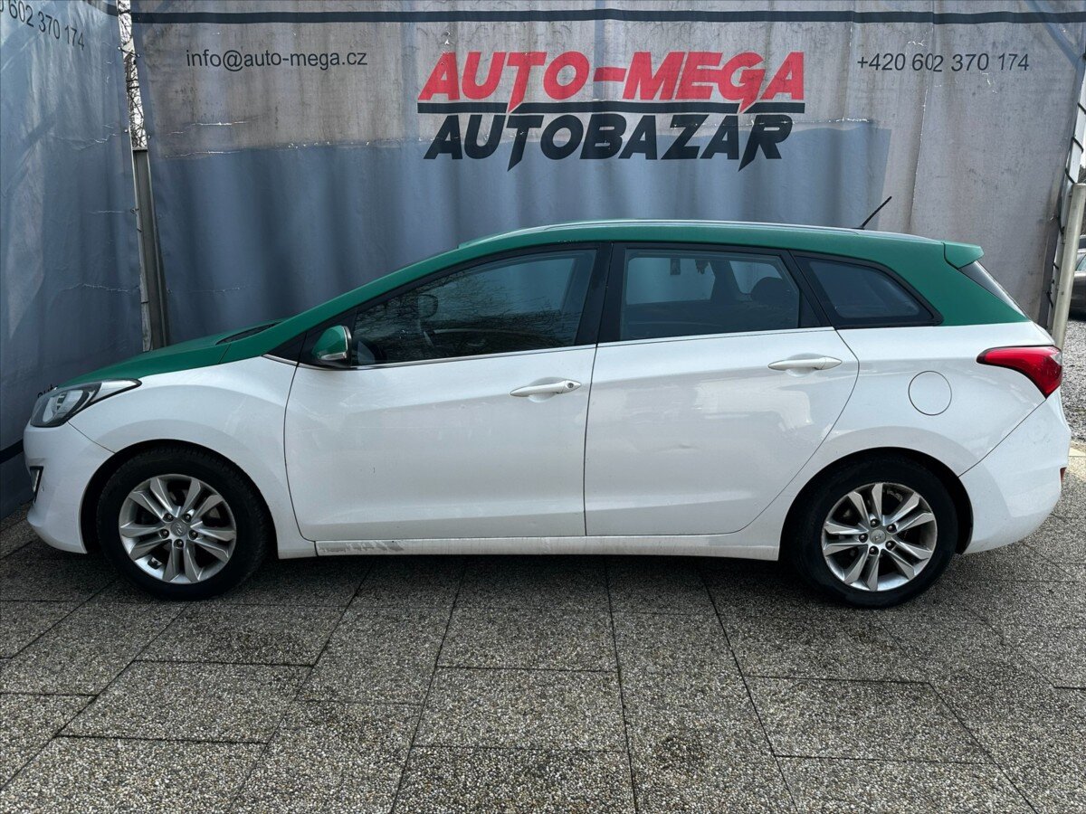 Hyundai i30 Kombi 1,6 l 81 kw