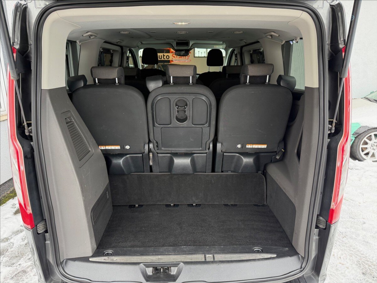 Ford Tourneo Custom MPV 2,0 l 96 kw