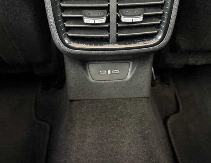 Škoda Fabia Hatchback 999,0 85 kw