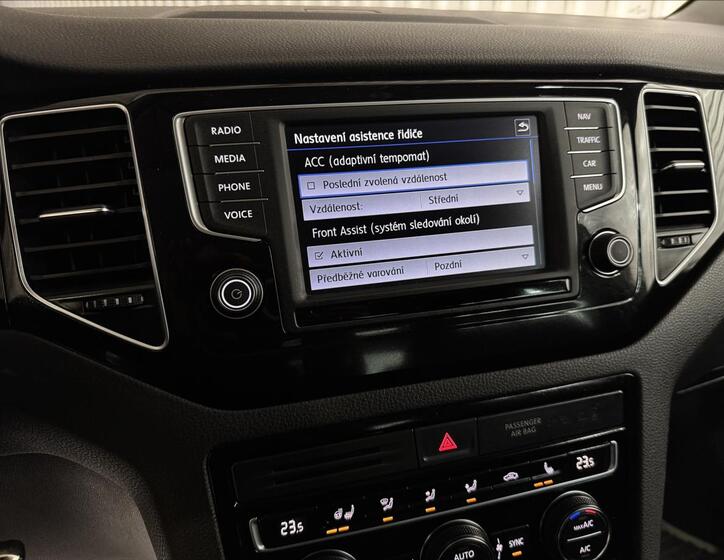 Volkswagen Golf Sportsvan 26