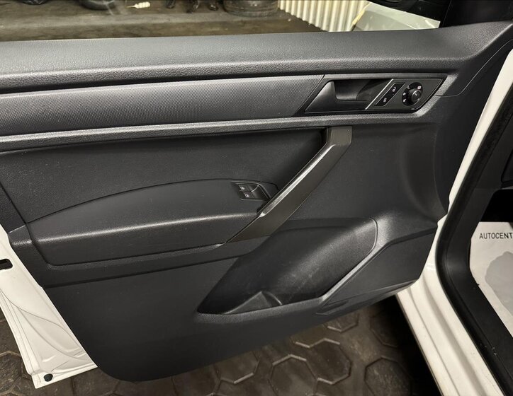 Volkswagen Caddy Ostatní 1,4 l 81 kw