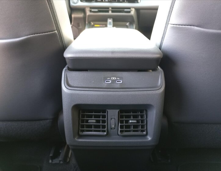 Toyota C-HR CUV / Crossover 2,0 l 0