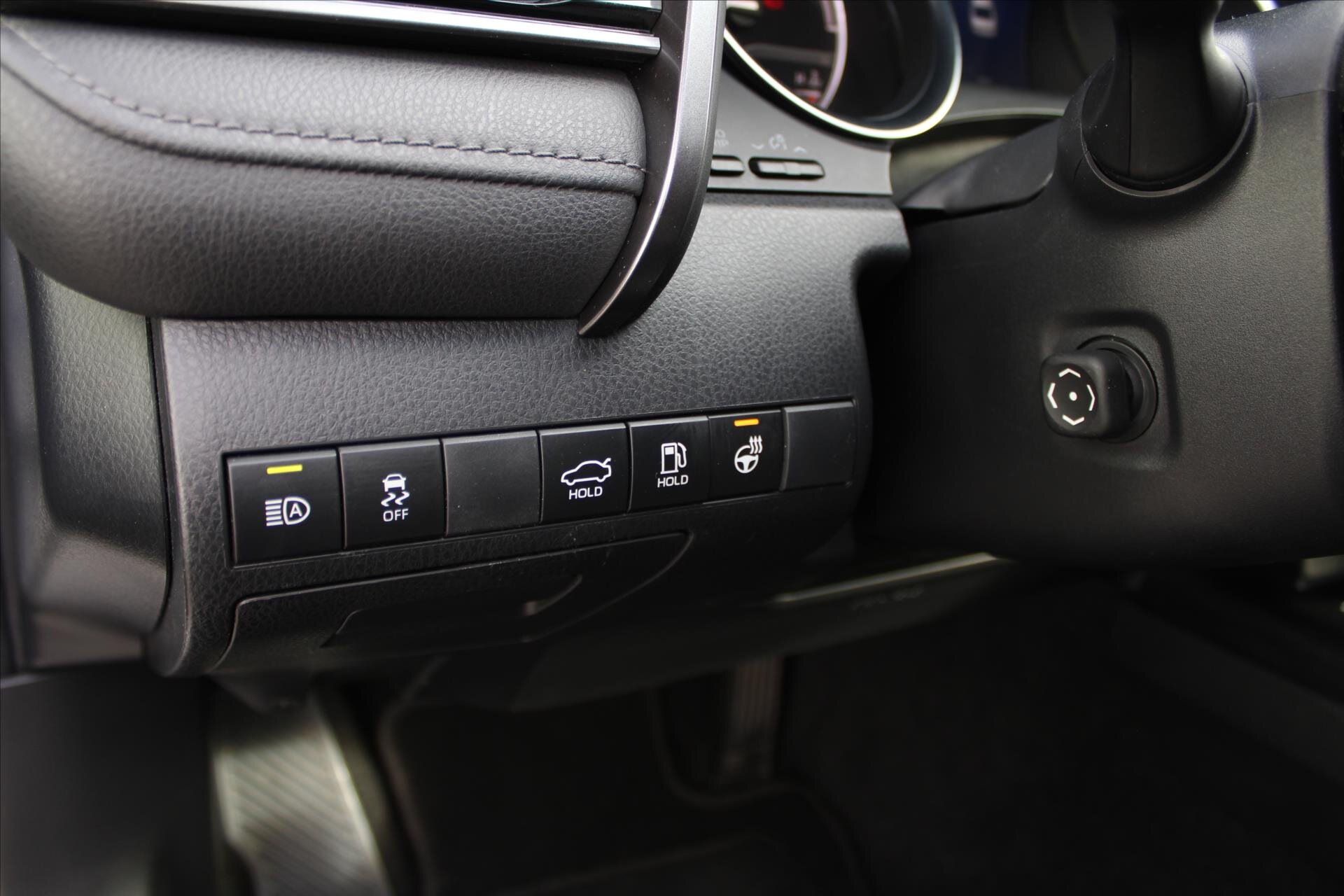 Toyota Camry Sedan / Limuzína 2,5 l 131 kw