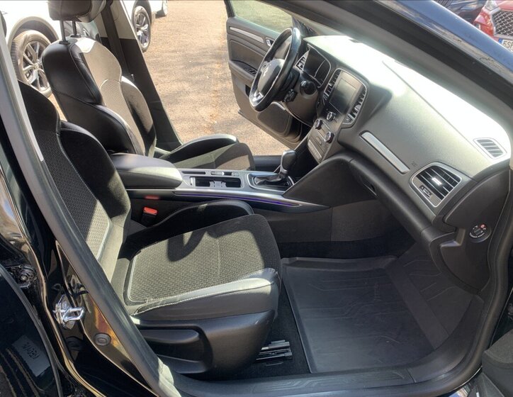 Renault Mégane Sedan / Limuzína 1,5 l 81 kw