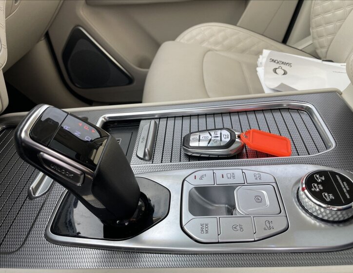 SsangYong Rexton Kombi 2,2 l 148 kw