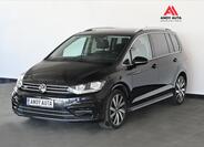 Volkswagen Touran 1