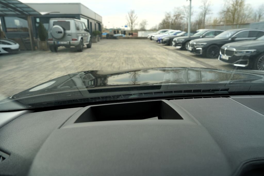 BMW Řada 7 Sedan / Limuzína 3,0 l 180 kw