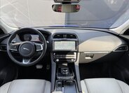 Jaguar F-Pace SUV / Terénní 2,0 l 132 kw