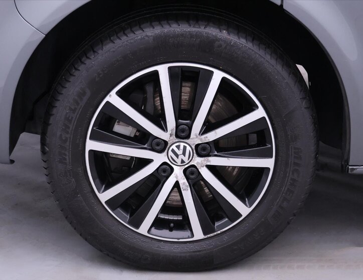 Volkswagen California 33