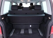 Volkswagen Multivan 10