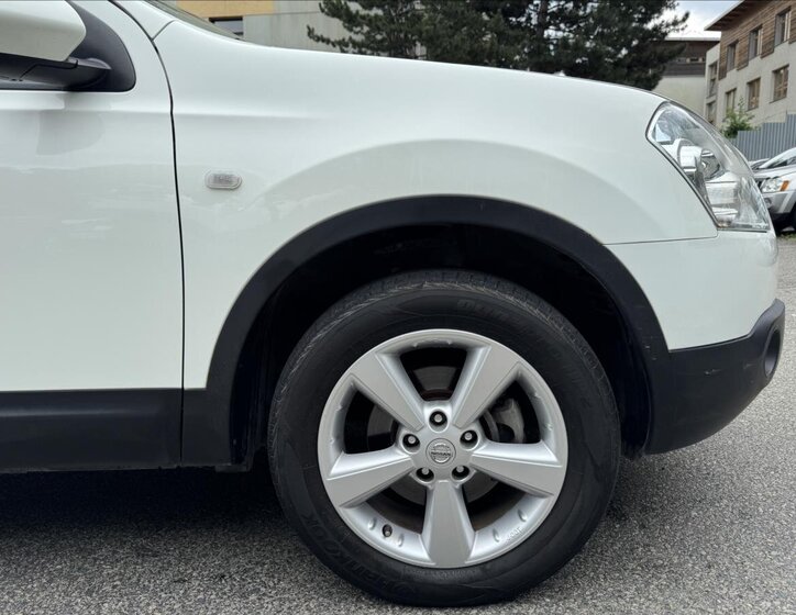 Nissan Qashqai SUV 1,5 l 76 kw