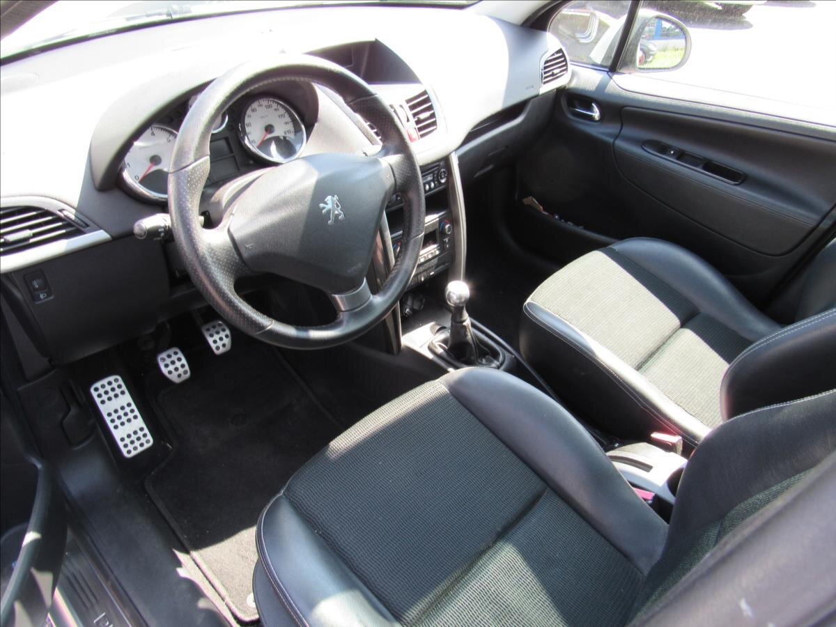 Peugeot 207 Kombi 1,6 l 88 kw