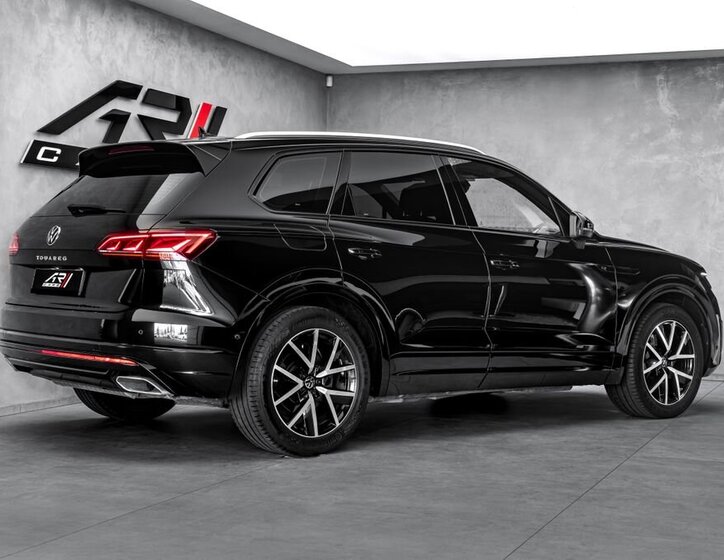 Volkswagen Touareg SUV / Terénní 3,0 l 210 kw