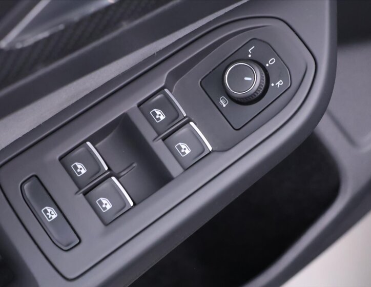 Volkswagen Golf Kombi 2,0 l 110 kw