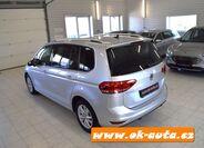 Volkswagen Touran 4