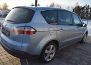 Ford S-MAX MPV 2,0 l 107 kw