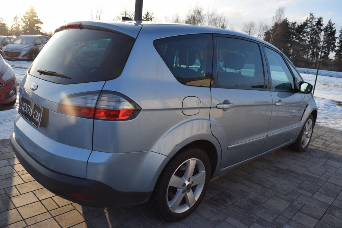 Ford S-MAX MPV 2,0 l 107 kw