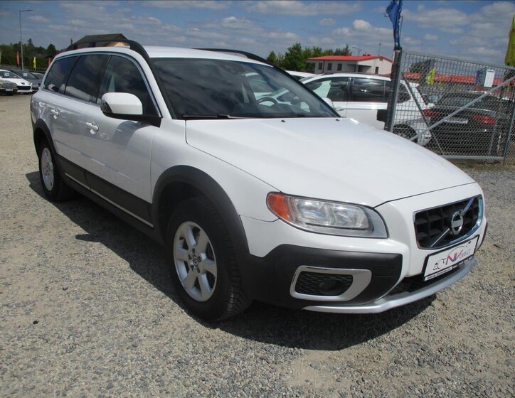 Volvo XC70 33
