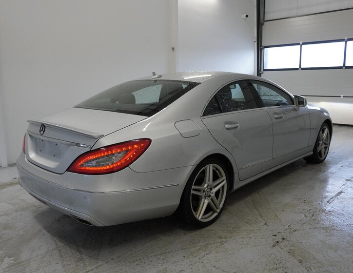 Mercedes-Benz CLS Sedan 3,5 l 225 kw