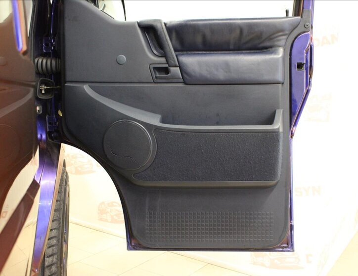 Volkswagen Caravelle Kombi 2,5 l 111 kw