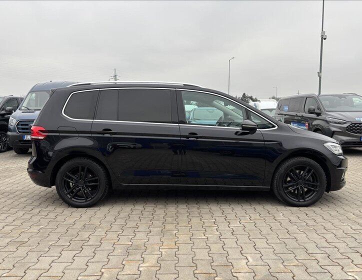 Volkswagen Touran MPV 1,5 l 110 kw