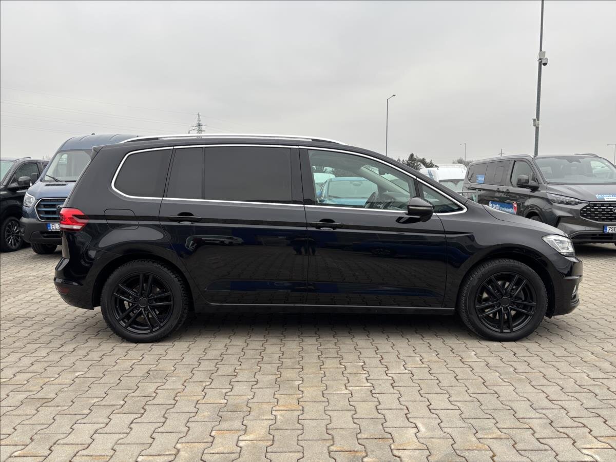 Volkswagen Touran MPV 1,5 l 110 kw