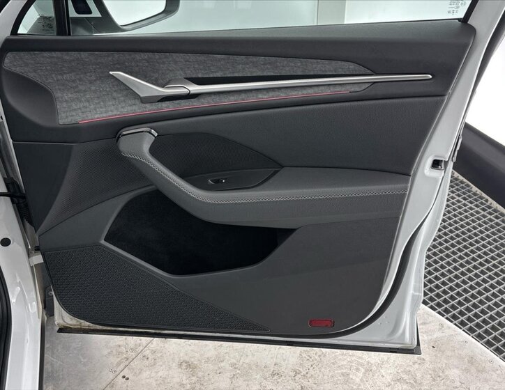 Škoda Kodiaq SUV / Terénní 2,0 l 142 kw