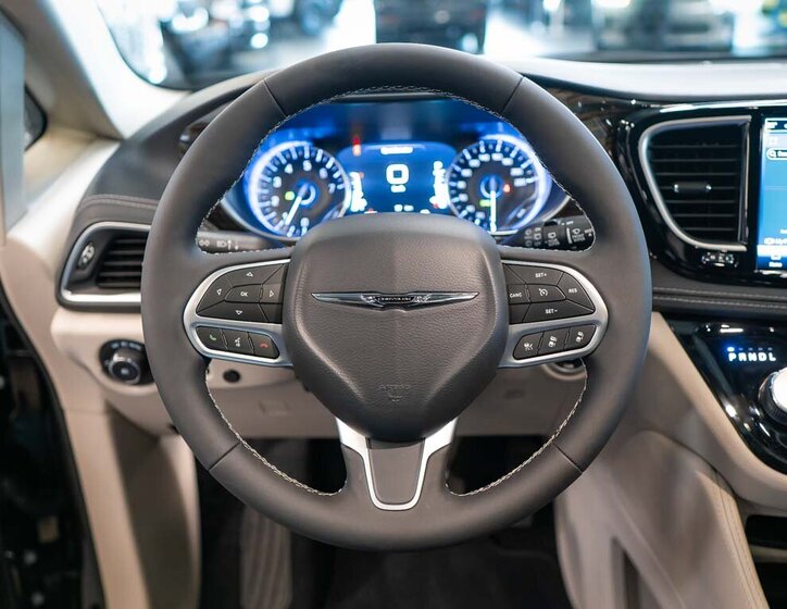 Chrysler Pacifica MPV 3,6 l 221 kw