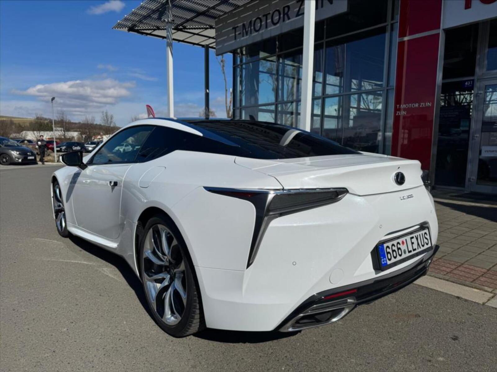 Lexus LC 500h 6