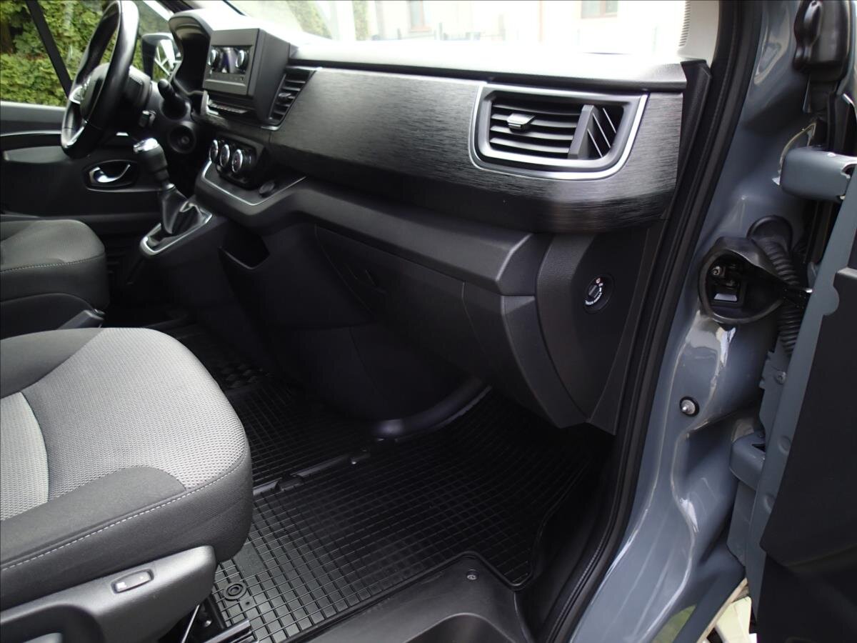 Renault Trafic VAN / Minibus 2,0 l 110 kw