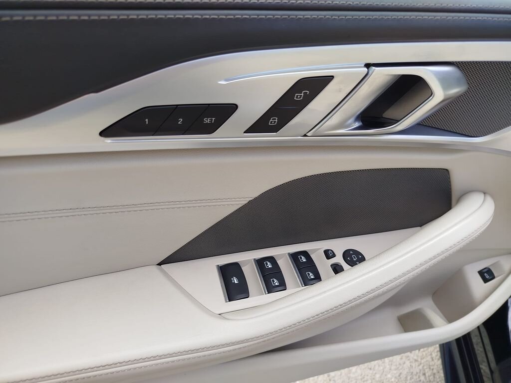 BMW Řada 8 Kabriolet 4,4 l 390 kw