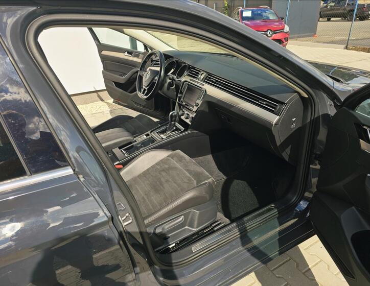 Volkswagen Passat 35