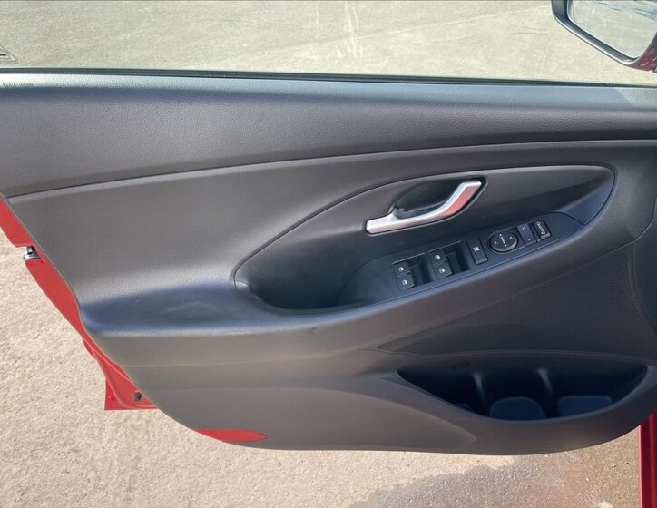 Hyundai i30 Kombi 1,6 l 100 kw