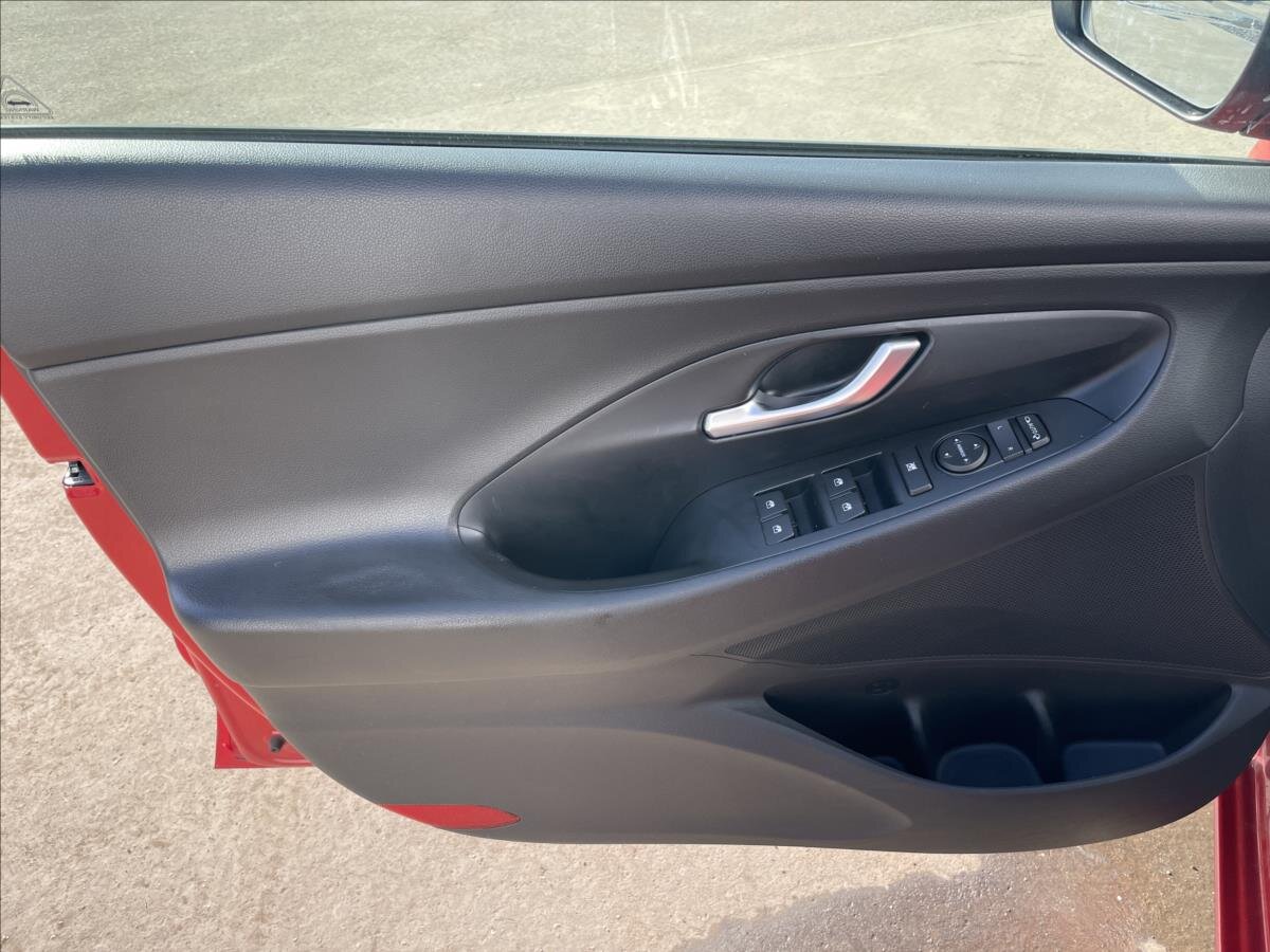 Hyundai i30 Kombi 1,6 l 100 kw