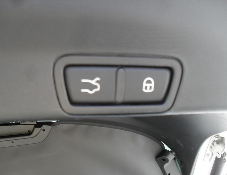 Alfa Romeo Stelvio 17