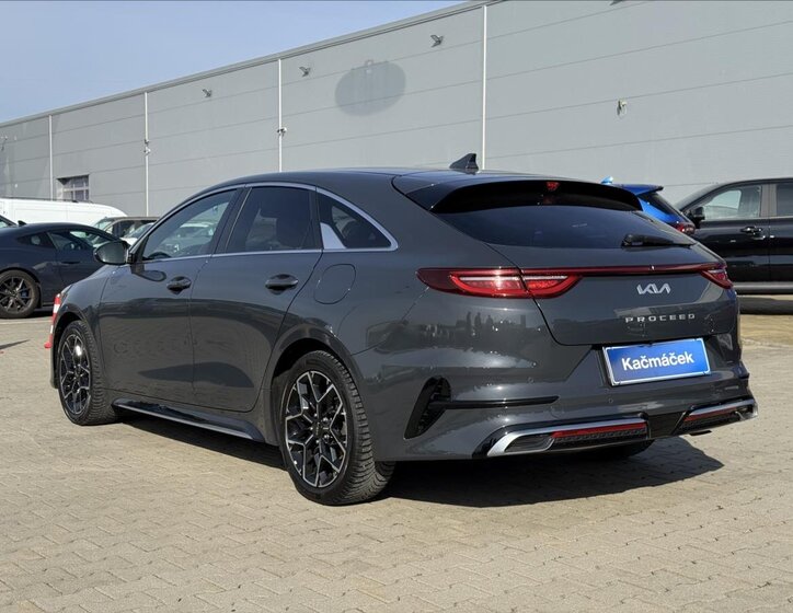KIA ProCeed Hatchback 1,5 l 117 kw