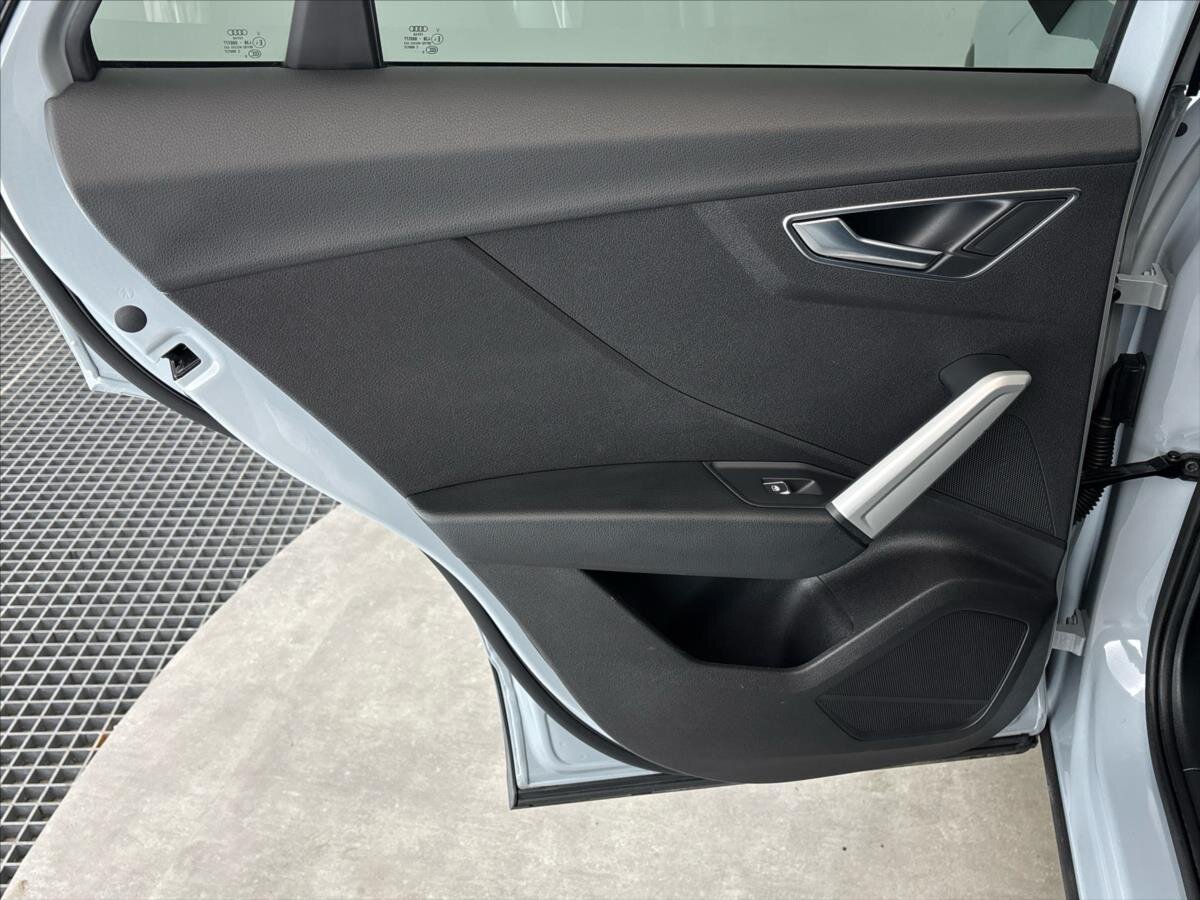 Audi Q2 SUV / Terénní 1,5 l 110 kw