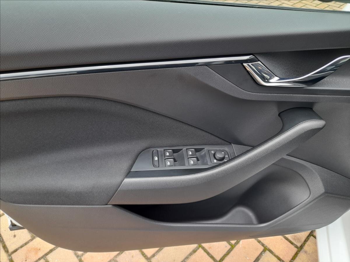 Škoda Scala Hatchback 999,0 85 kw