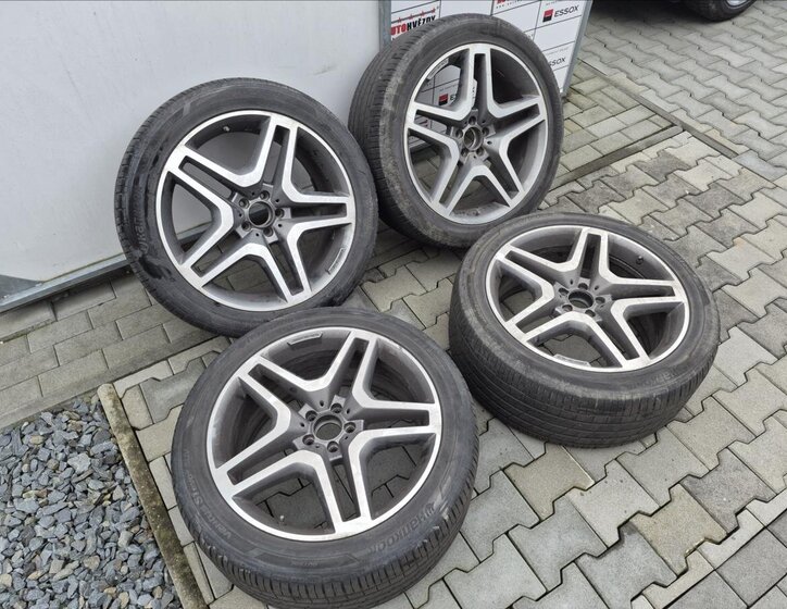 Mercedes-Benz GLS SUV 3,0 l 190 kw