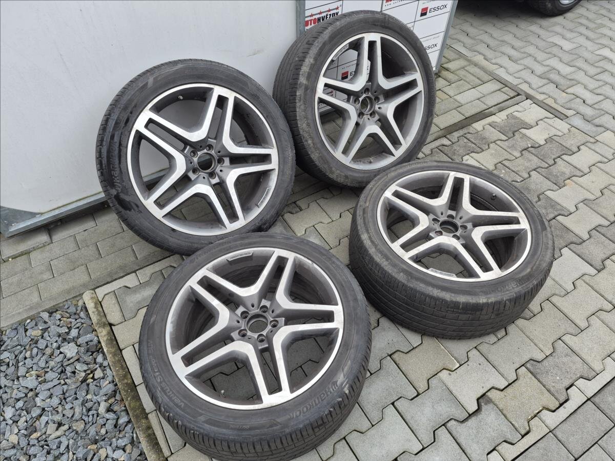 Mercedes-Benz GLS SUV 3,0 l 190 kw