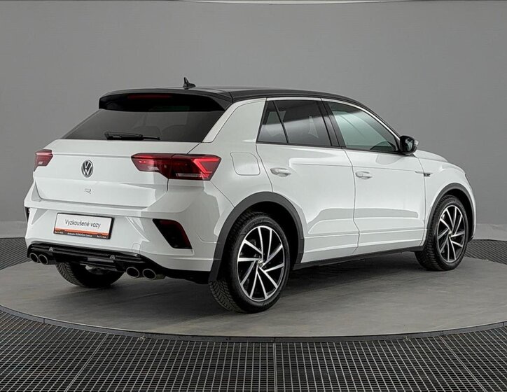 Volkswagen T-Roc SUV / Terénní 2,0 l 221 kw