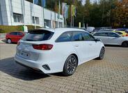 KIA Ceed 5